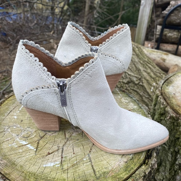 Frye Reed Scallop Shootie Size 6.5 - Picture 4 of 11